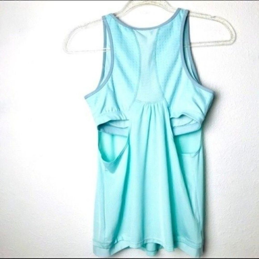 Athleta womans racer tank size Small BoxF with sports bra sea foam color
